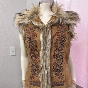 Tasha Polizzi Embroidered Faux Fur Trim Floral Vest  Size Small